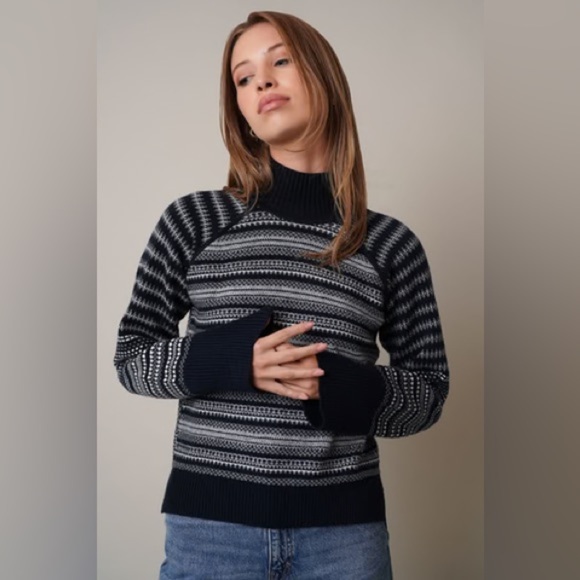 Cyrus Women’s Sweater Large Blue Striped Knit Long Sleeve Mock Neck Pullover - Picture 1 of 8